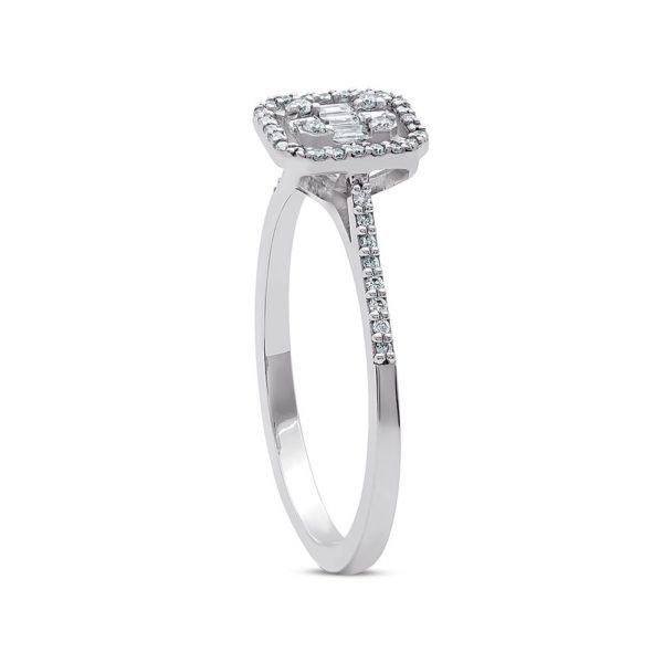 0.20 Ct F-G Color Diamond Baguette Ring - Image 2