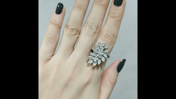 Outlet Diamond 1,77 Ct F-G Color Fantasy Baguette Ring