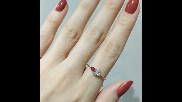 Outlet Diamond 0.42 Ct G-H Color Diamond and Ruby Ring