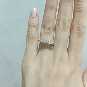 Outlet Diamond 0,54 Ct F-G Color Five Stone Ring