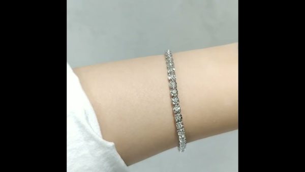 Outlet Diamond 0,82 Ct F-G Color Tennis Bracelet