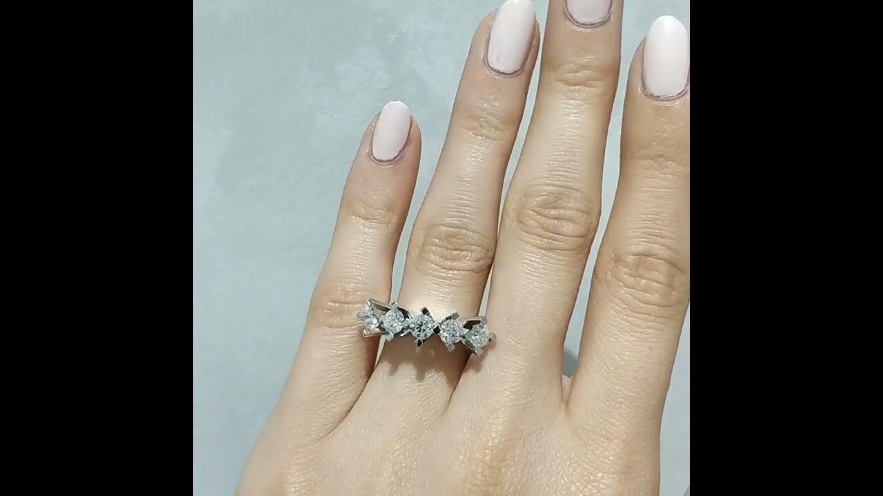 Outlet Diamond 1,50 Ct D Color GIA Certified Five Stone Ring