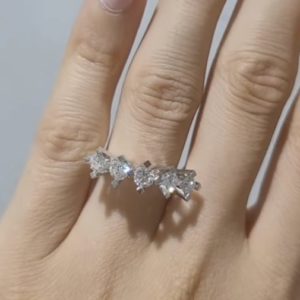 Outlet Diamond 1,03 Ct E-F Color HRD Certified Five Stone Ring