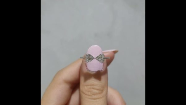 Outlet Diamond 0,26 Ct G-H Color Baguette Ring