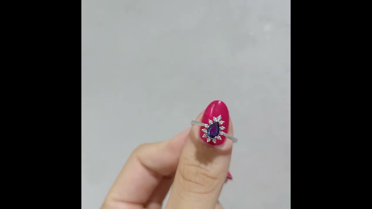 Outlet Diamond 0.48 Ct F-G Color Diamond and Sapphire Ring