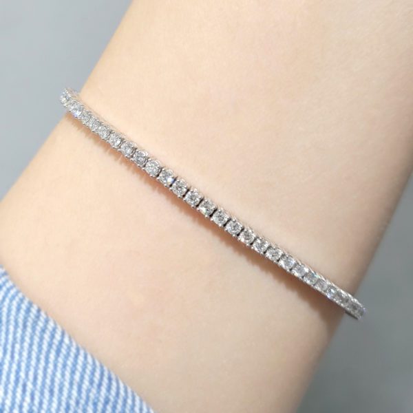 Outlet Pırlanta 2,58 Ct F-H Renk Suyolu Bileklik - LD02844