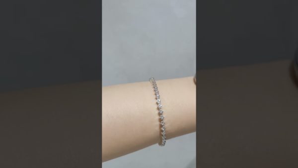 1.23 Ct E-F-Colour Tennis Diamond Bracelet product video