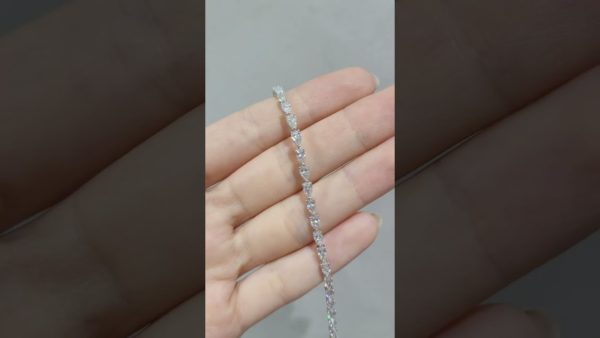 4.77 Ct Pear-Cut Tennis Diamond Bracelet product video
