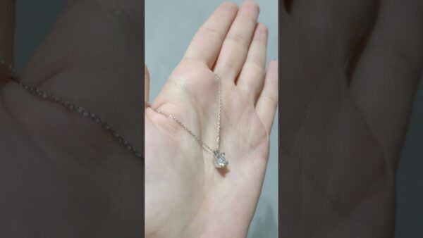 Pırlanta 0,52 Ct D Renk HRD Sertifikalı Tektaş Kolye ürün videosu