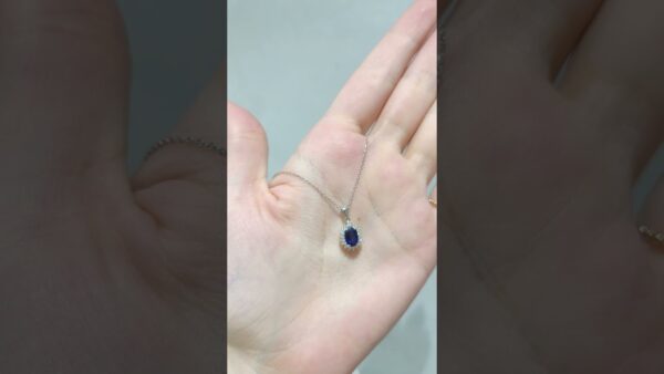1.17 Ct Diamond and Sapphire Necklace product video