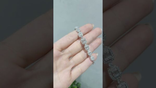 1.43 Ct Diamond Baguette Bracelet product video