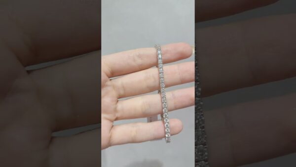 Pırlanta 6,14 Ct Suyolu Bileklik ürün videosu