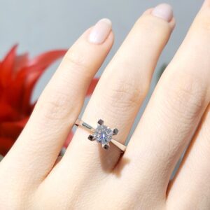 Outlet Pırlanta 0,71 Ct GIA Sertifikalı Tektaş Yüzük