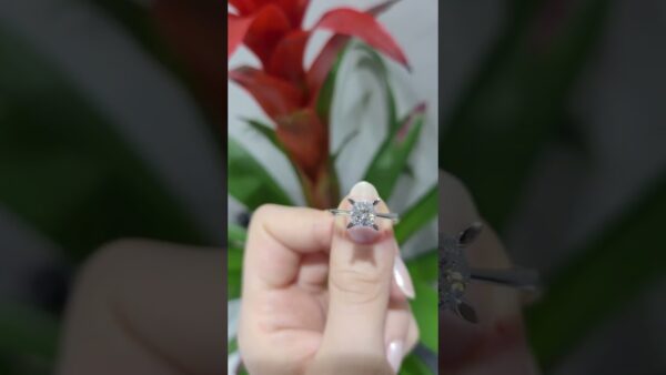 1.01 Ct D-Colour GIA-Certified Solitaire Diamond Ring product video