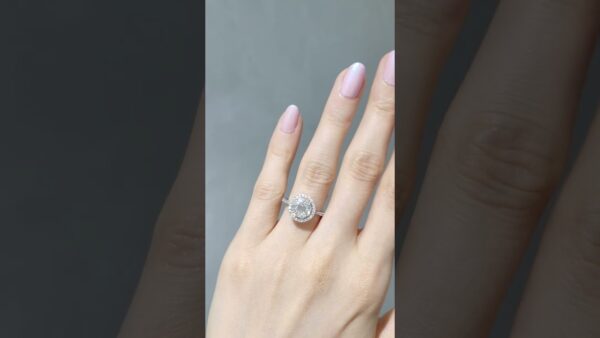 Pırlanta 0,75 Ct Baget Pırlantalı Yüzük ürün videosu