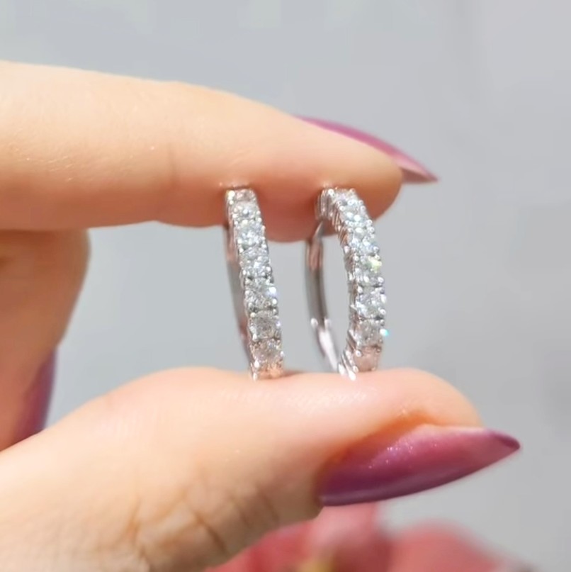 Outlet Pırlanta 1,10 Ct Halka Küpe