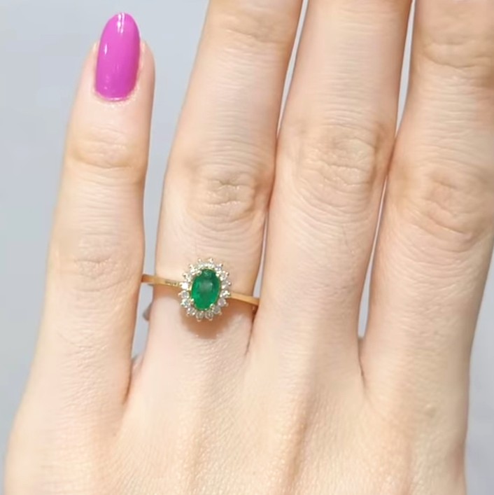 Outlet Pırlanta 0,41 Ct Pırlanta ve Zümrüt Yüzük