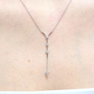 Outlet Pırlanta 0,18 Ct Tria Kolye