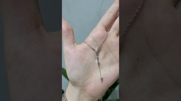 0.18 Ct Tria Diamond Necklace product video