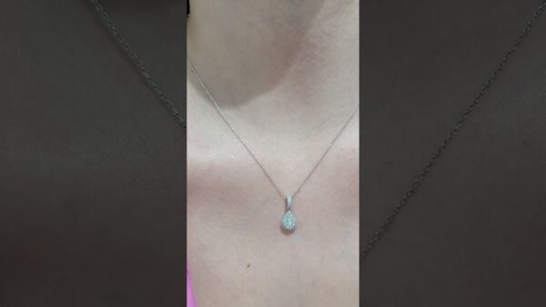0.35 Ct Pear-Cut Diamond Necklace product video