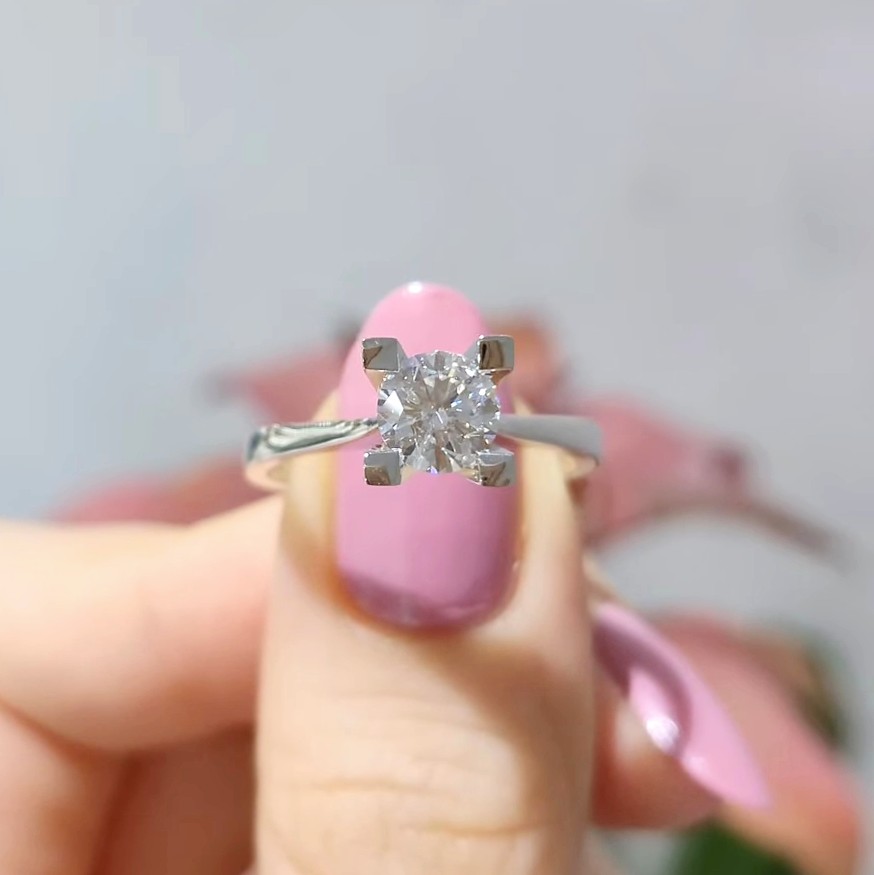 Outlet Pırlanta 0,70 Ct GIA Sertifikalı Tektaş Yüzük YZ09343