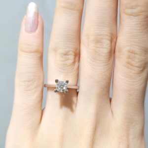 Outlet Pırlanta 0,60 Ct E Renk HRD Sertifikalı Tektaş Yüzük