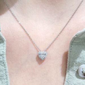 Outlet Pırlanta 0,16 Ct Baget Pırlantalı Kalp Kolye