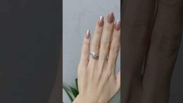 0.38 Ct Baguette Diamond-Set Designer Ring product video