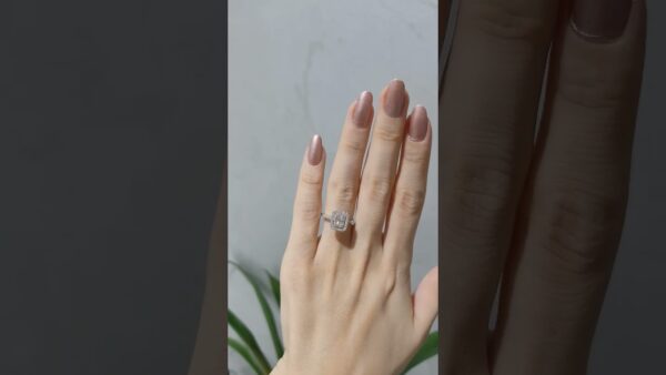 Pırlanta 0,40 Ct Baget Yüzük ürün videosu