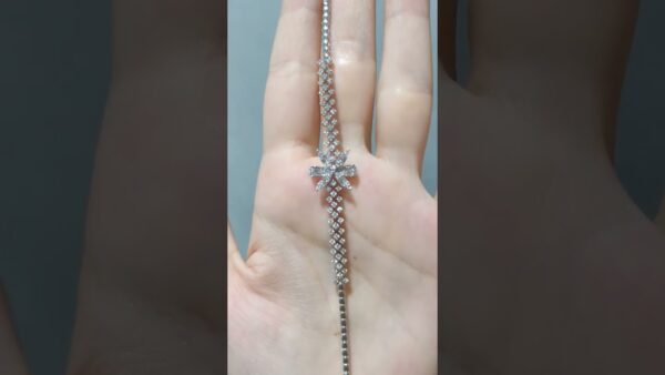 Pırlanta 0,98 Ct Baget Çiçek Bileklik ürün videosu