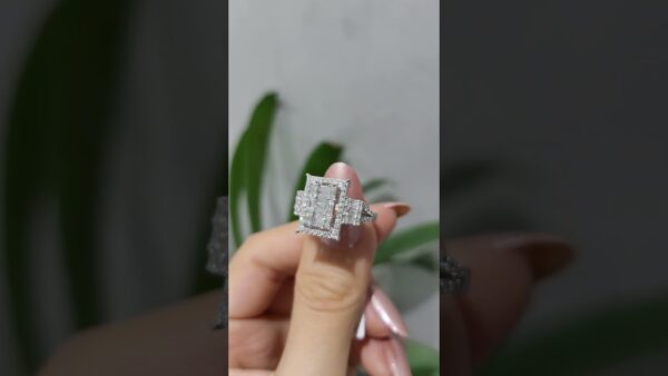 1.09 Ct Fancy Baguette Diamond Ring product video