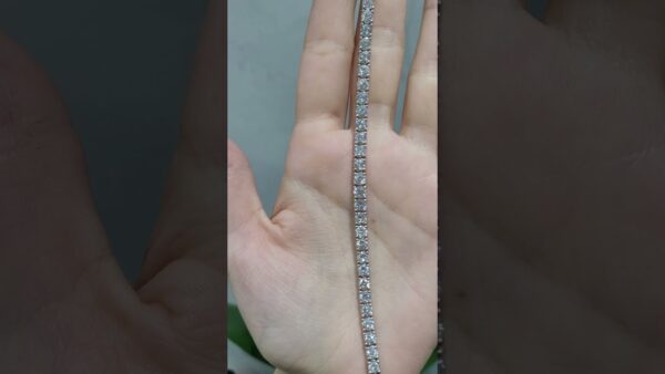 9.07 Ct HRD-Certified Tennis Diamond Bracelet product video