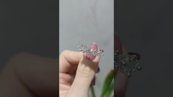 1.78 Ct E-F HRD-Certified Five-Stone Diamond Ring product video