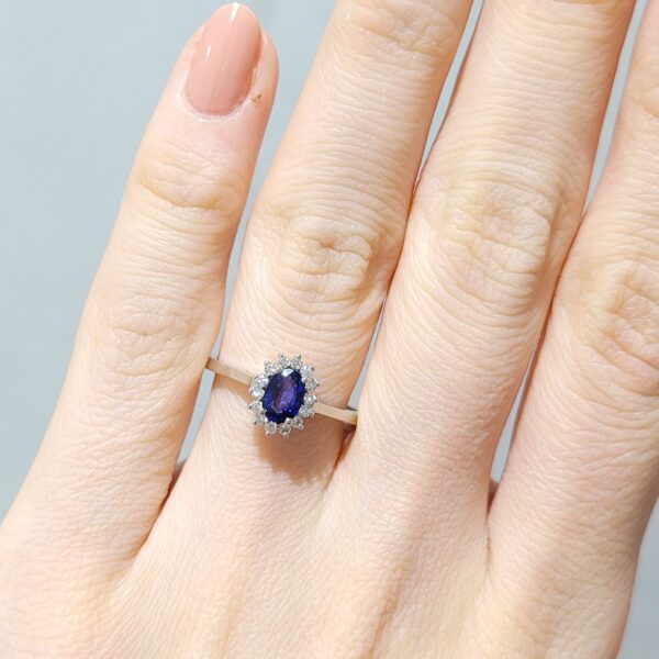 Outlet Pırlanta 0,67 Ct Pırlanta ve Safir Oval Yüzük YZ10021