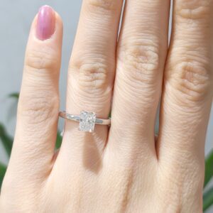 Outlet Pırlanta 1,00 Ct E GIA Sertifikalı Emerald Kesim Tektaş Yüzük YZ09680