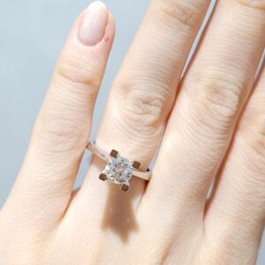 Outlet Pırlanta 1,01 Ct E Renk HRD Sertifikalı Tektaş Yüzük YZ10038