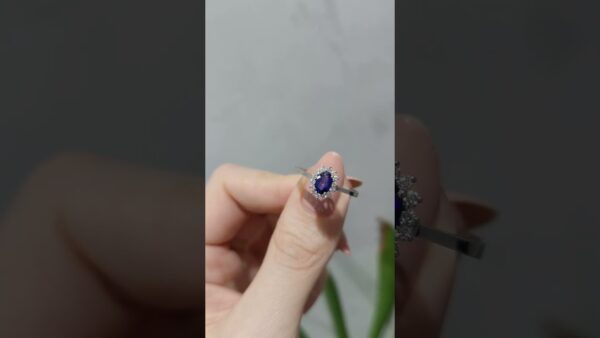 0.67 Ct Diamond and Sapphire Oval Ring product video