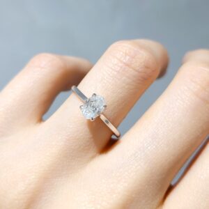 Outlet Pırlanta 0,70 Ct HRD Sertifikalı Oval Tektaş Yüzük YZ10132