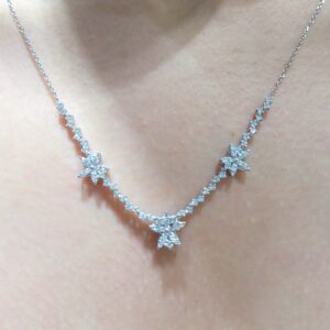 Outlet Pırlanta 0,93 Ct Çiçekli Kolye KL02846