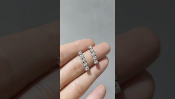 Pırlanta 0,85 Ct Beştaş Küpe ürün videosu
