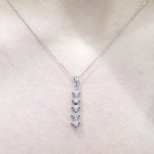 Outlet Pırlanta 0,30 Ct Beştaş Kolye