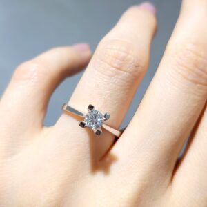 Outlet Pırlanta 0,50 Ct D Renk GIA Sertifikalı Tektaş Yüzük YZ10069