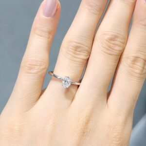 Outlet Pırlanta 0,52 Ct D Renk GIA Sertifikalı Oval Tektaş Yüzük