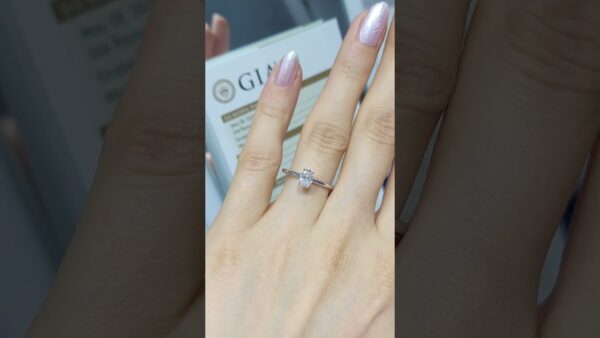 Pırlanta 0,52 Ct D Renk GIA Sertifikalı Oval Tektaş Yüzük ürün videosu