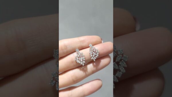0.54 Ct Cluster Diamond Earrings product video