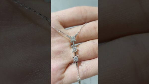 Pırlanta 0,60 Ct Tasarım Tria Kolye ürün videosu