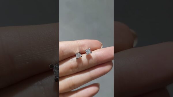 Pırlanta 0,73 Ct HRD Sertifikalı D Renk Tektaş Küpe ürün videosu
