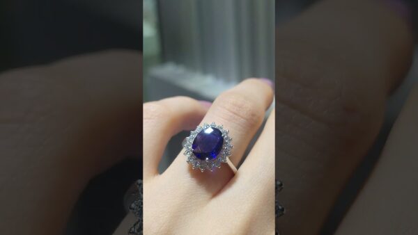 Pırlanta 2,53 Ct Pırlanta ve Safir Yüzük ürün videosu