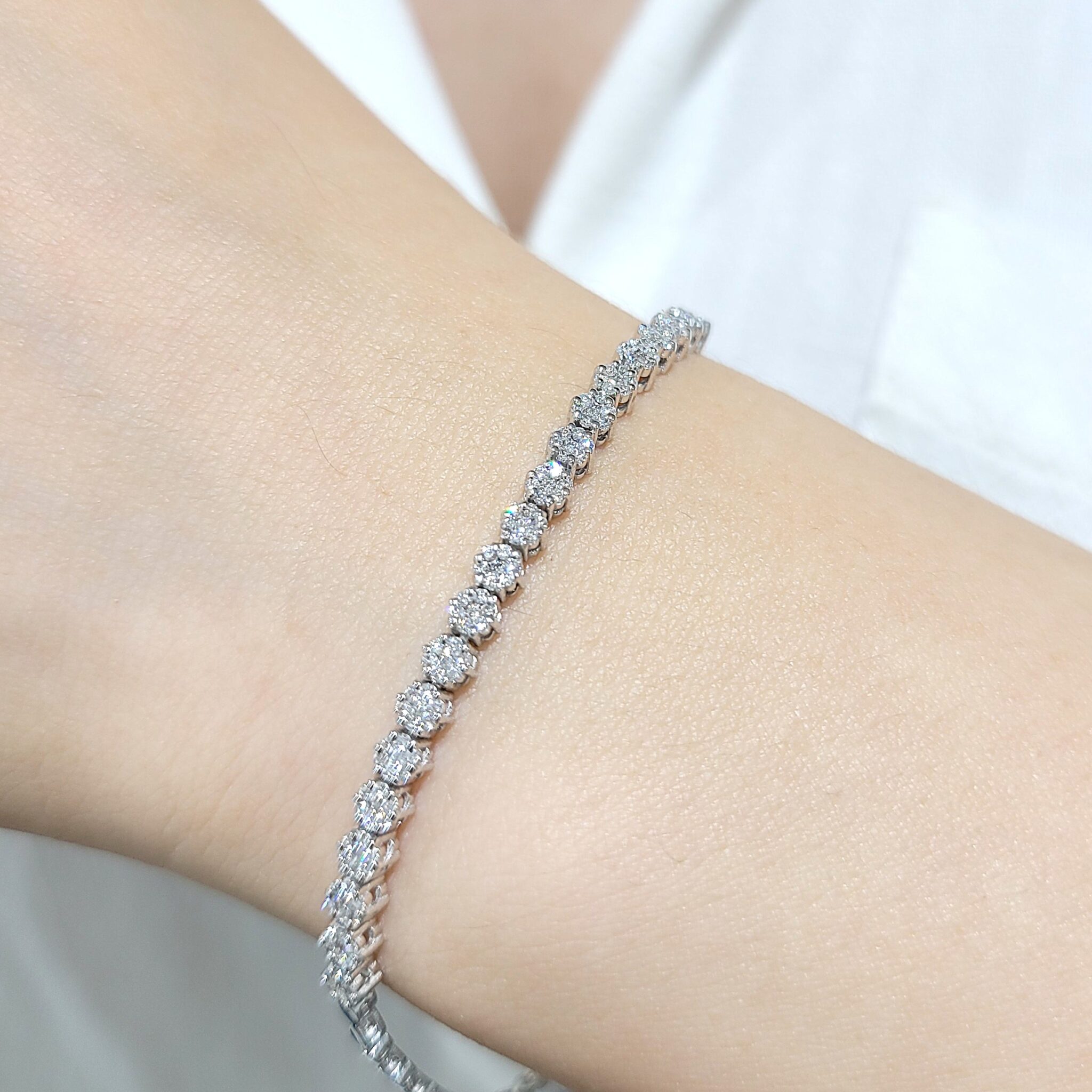 Outlet Pırlanta 0,70 Ct Fantezi Çiçek Bileklik