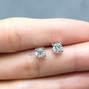 Outlet Pırlanta 1,01 Ct HRD Sertifikalı Tektaş Küpe